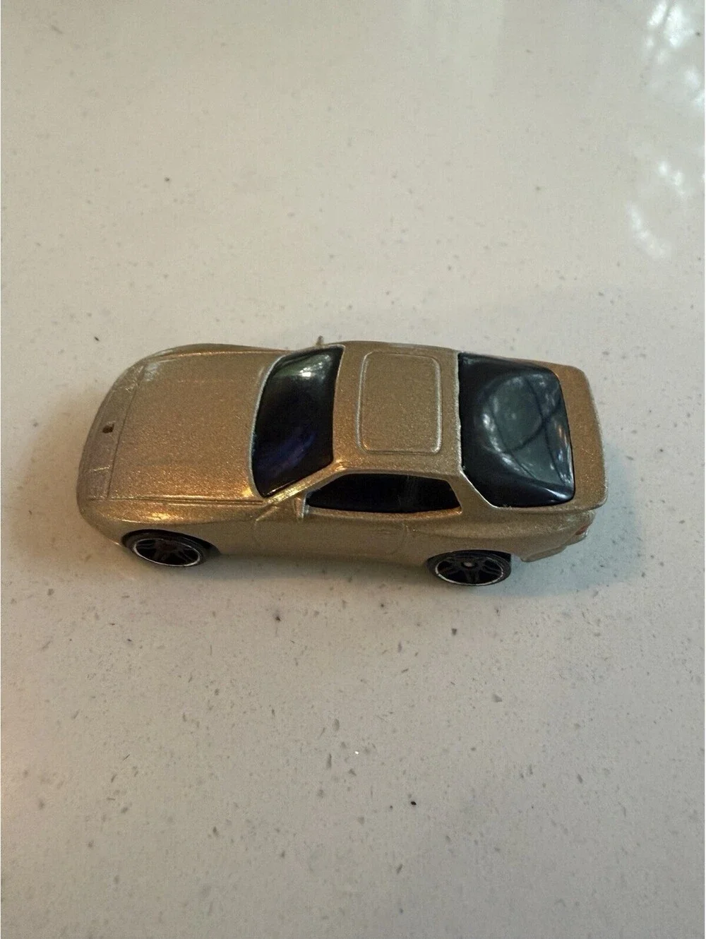 2019 Hot Wheels '89 Porsche 944 Turbo Gold Diecast Toy Race Car